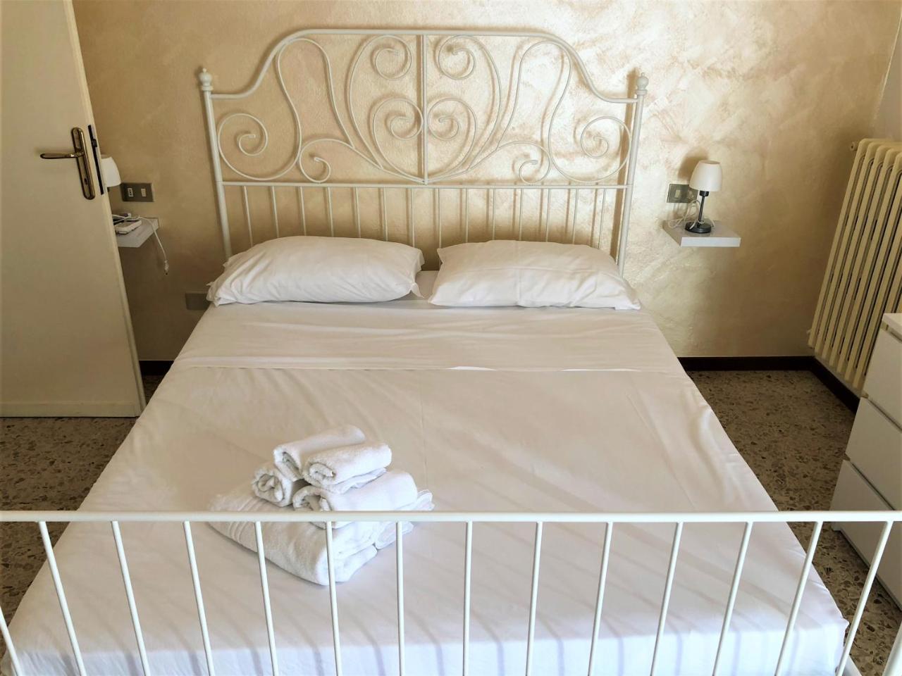 Isa Sirmione Apartments المظهر الخارجي الصورة
